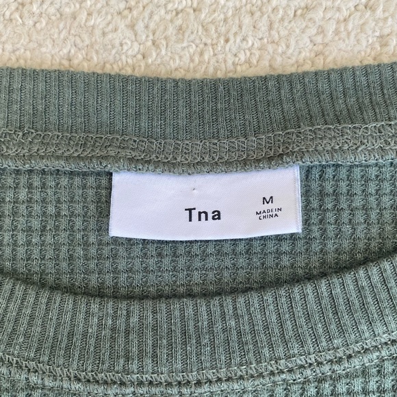 ARITZIA TNA ALDER THERMAL WAFFLE LONG SLEEVE - Picture 3 of 3